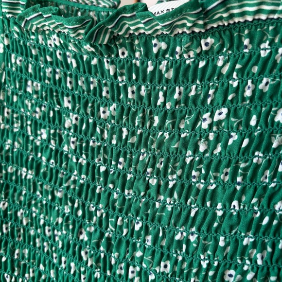 Max Studio Floral Blouse S Smocked Puff‎ Sleeve Romantic Cottagecore Top - Picture 10 of 10